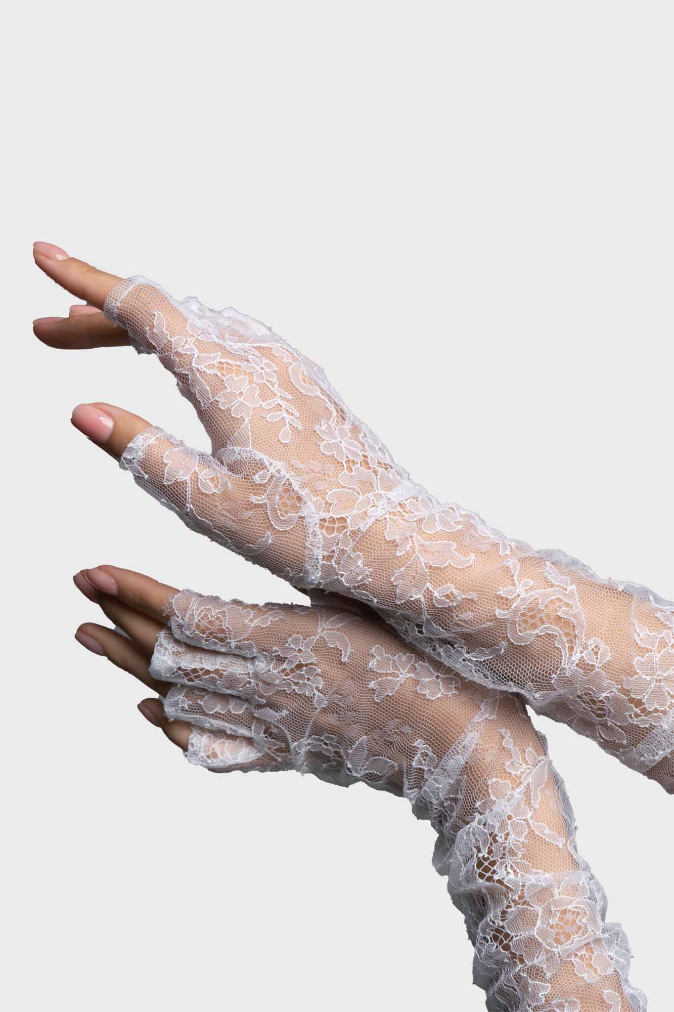 Lace opera gloves