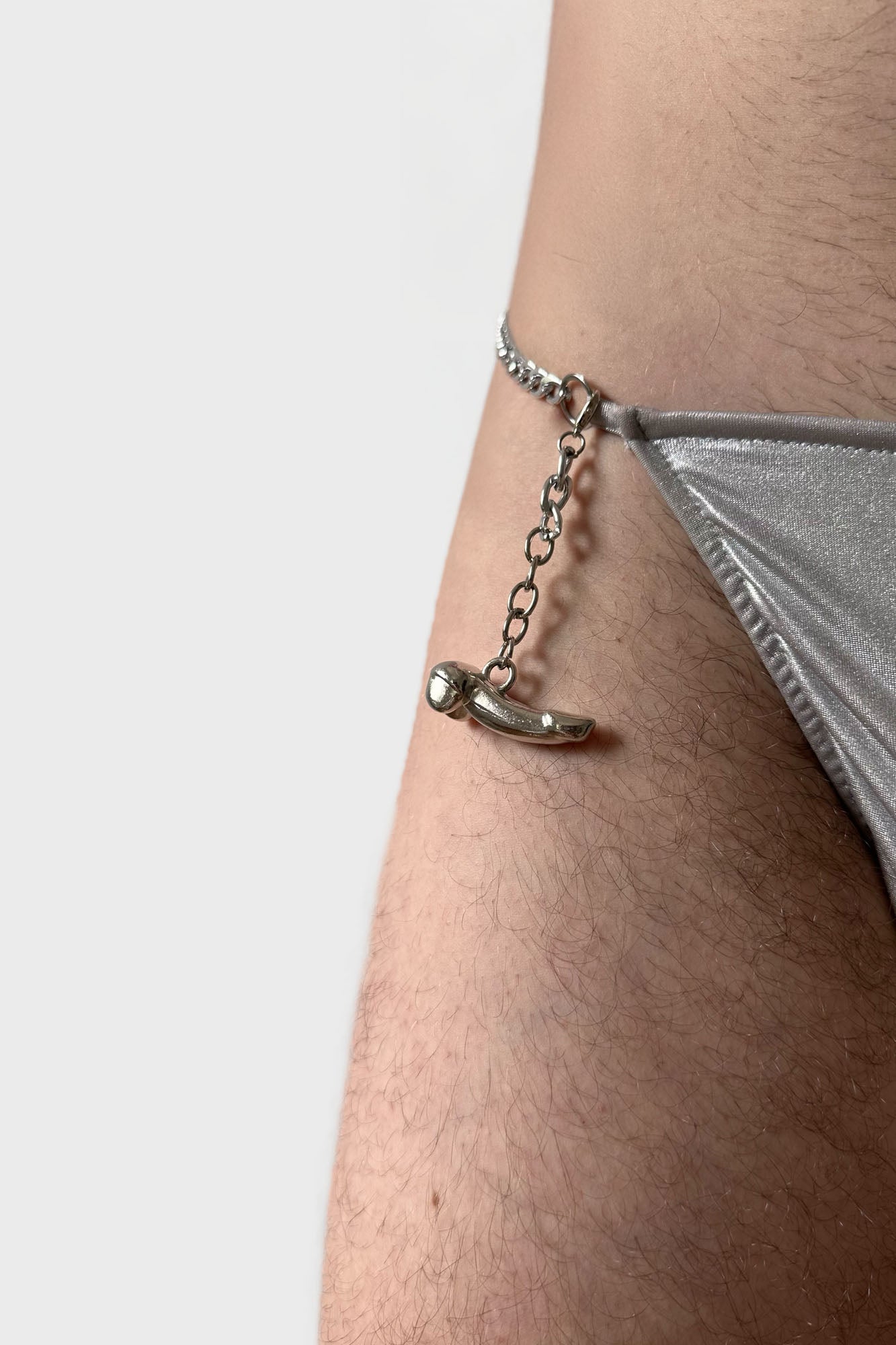 Chain thong